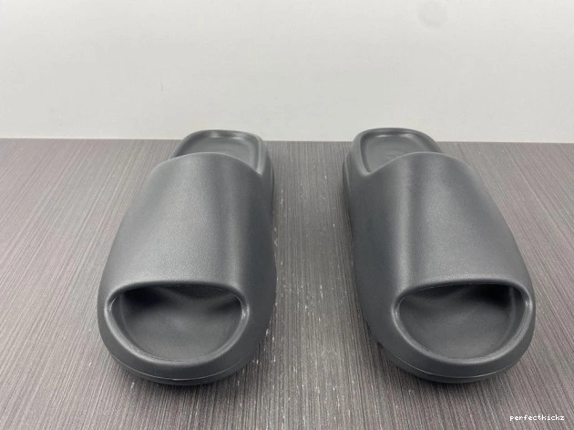 Yeezy Onyx Adidas HQ6448 Slide 0729